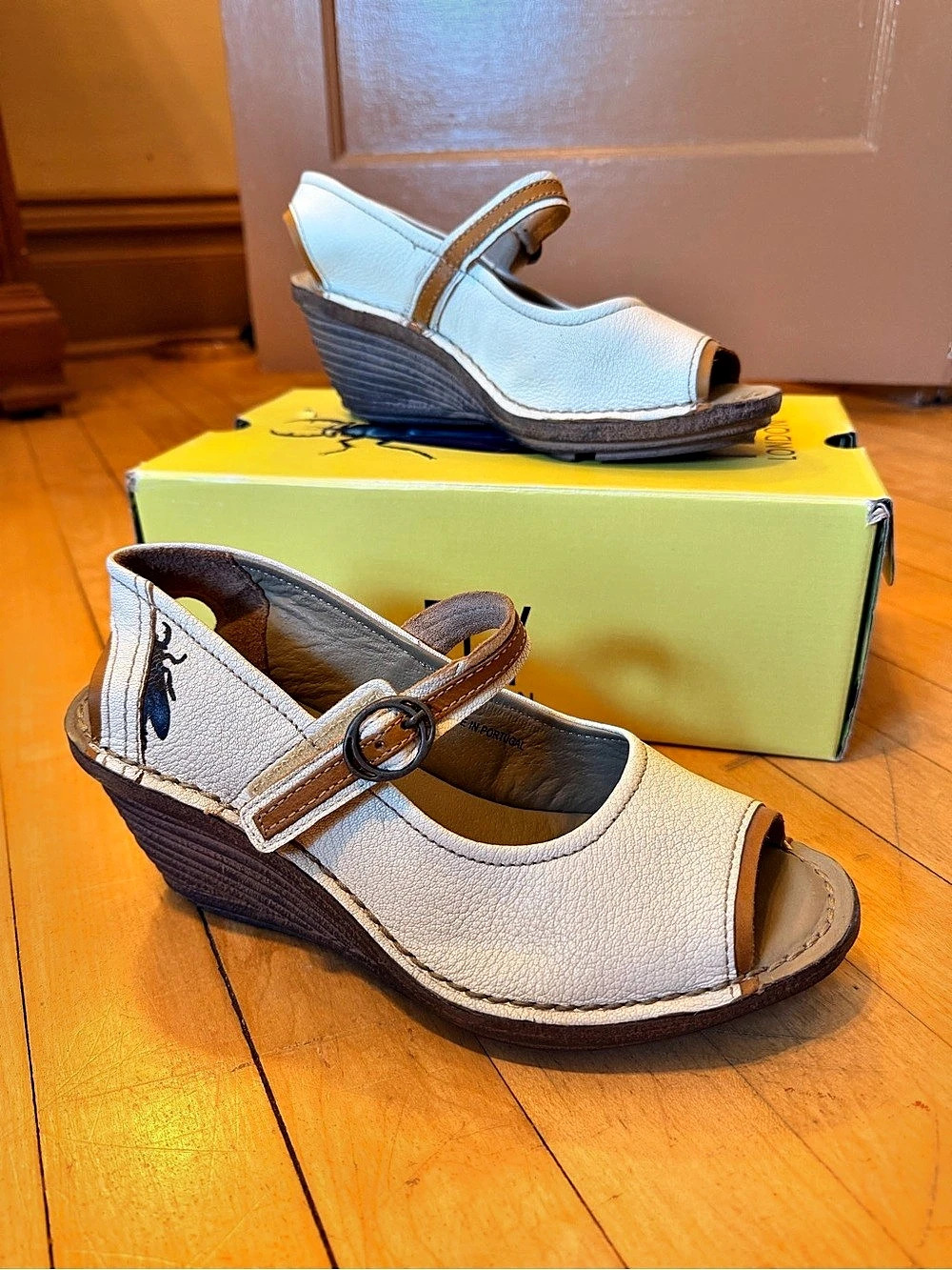 Fly London Mousse/SE Leather Wedge Sandals EU 39